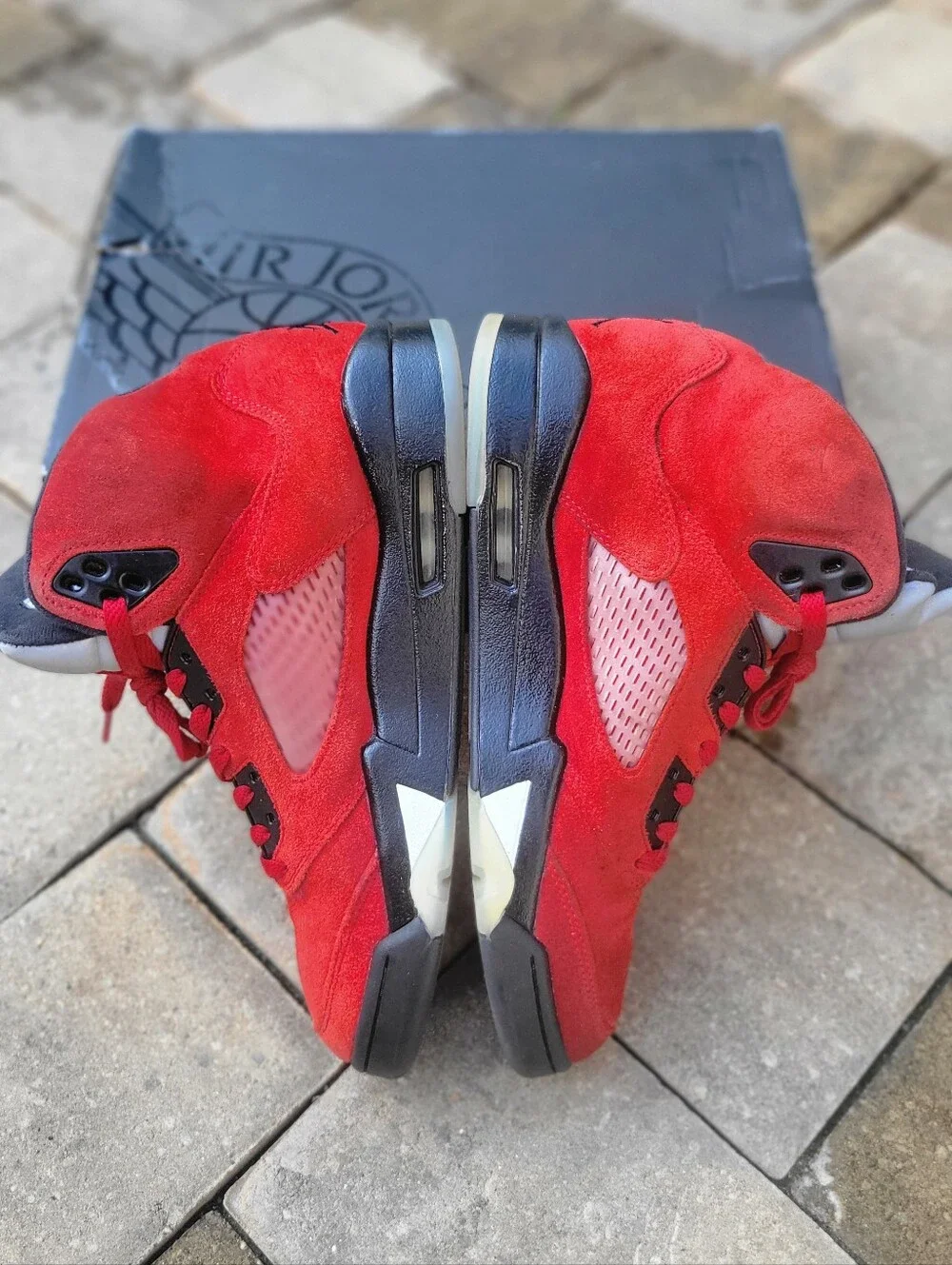 Jordan 5 Retro 'Raging Bull' (2021)
